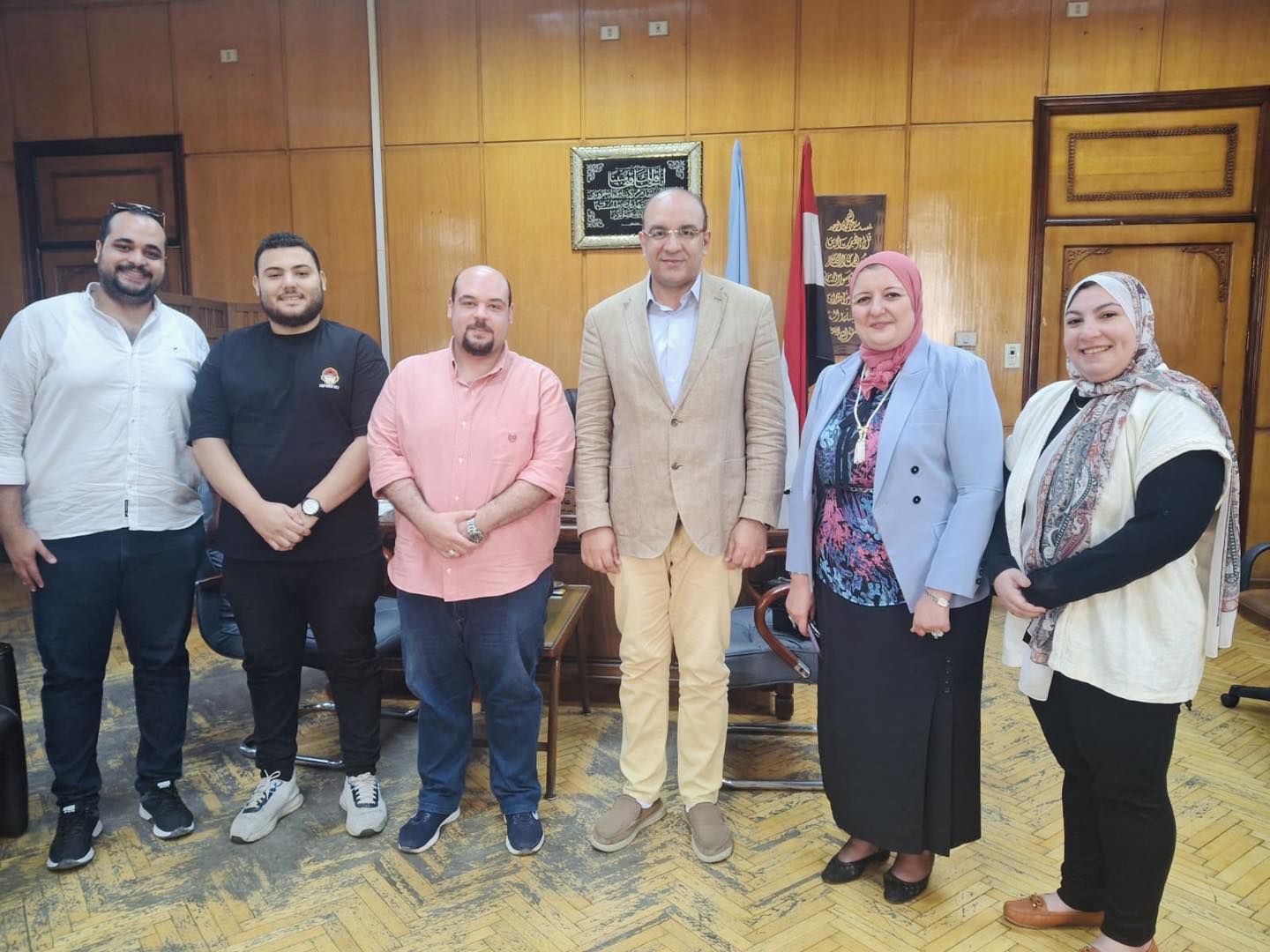 «كمين» لضبط الواقعة.. إحباط محاولة تسجيل طفل مجهول الهوية بمكتب صحة في القاهرة