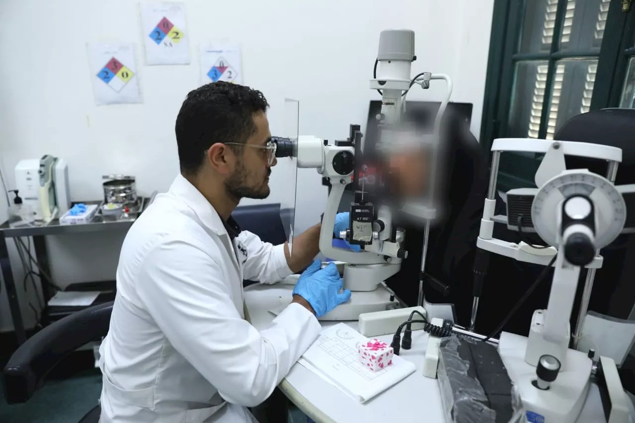 بعد كارثة مرضى العيون.. مصدر يكشف موعد تفعيل قانون المسؤولية الطبية