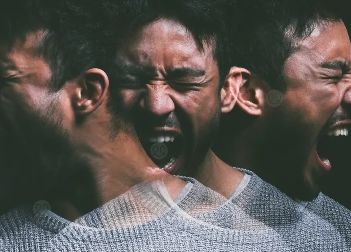 3 مراحل لانفصام الشخصية وأهم أعراضها