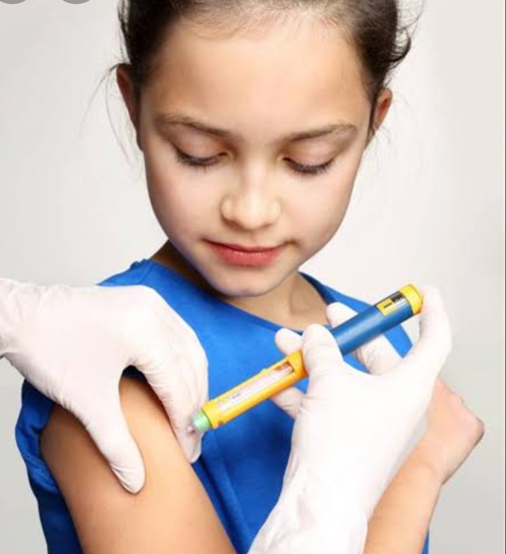بشرى سارة للأطفال المصابين بالسكري.. توجيهات رئاسية بالبدء في توفير مضخات الأنسولين لمراقبة مستوى السكر